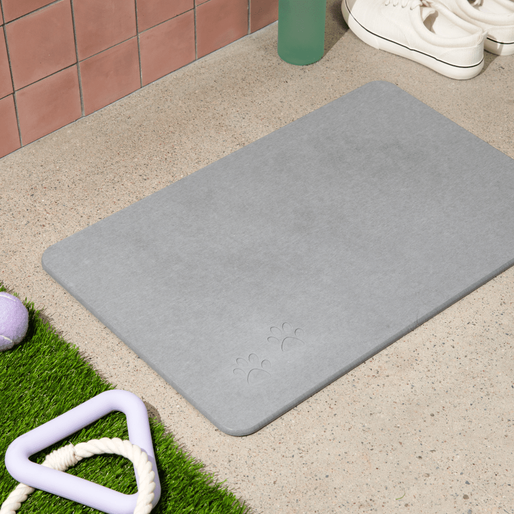 Pet Feeding Mat-Absorbent Cat & Dog Food Mat-No Stains Easy Clean Dog Mat  for Food and Water-Quick Dry Dog Bowl Mat Dog Accessories-Dog Water Matt  for Sloppy Drinkers,Dark Grey